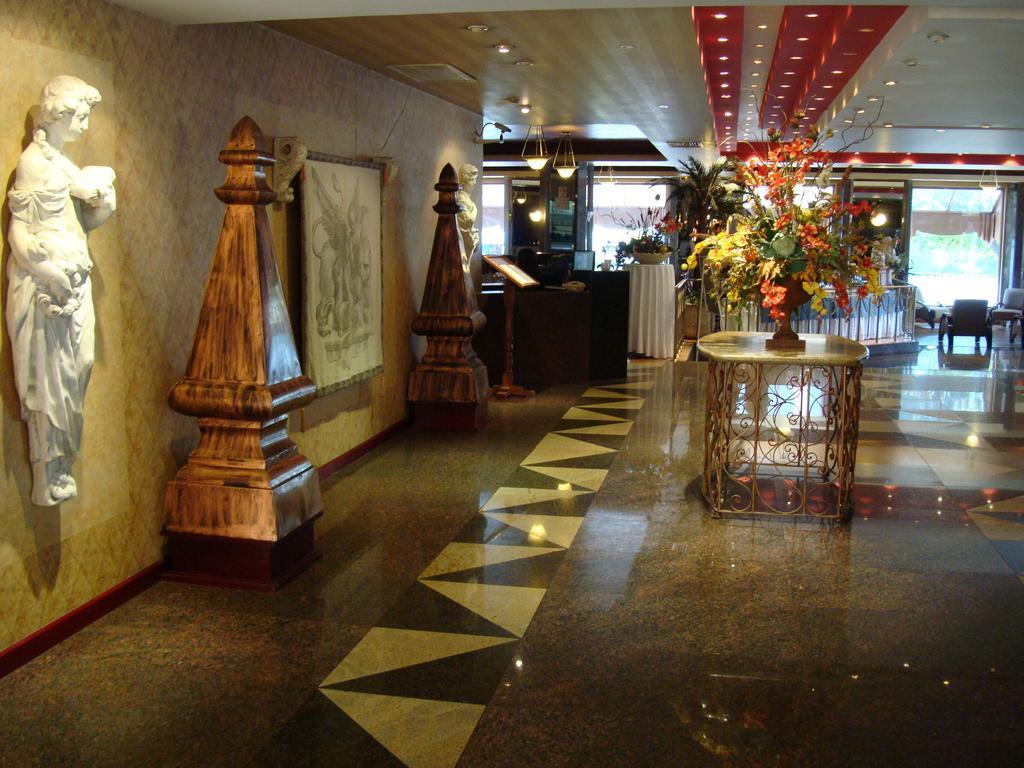 Hotel Cervantes Гвадалахара Экстерьер фото