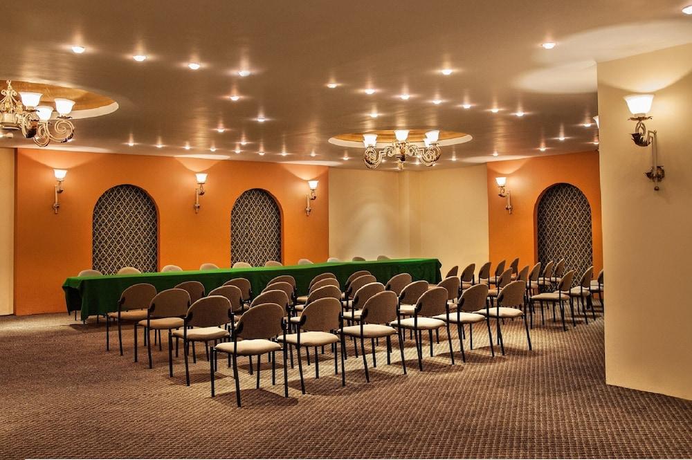Hotel Cervantes Гвадалахара Экстерьер фото